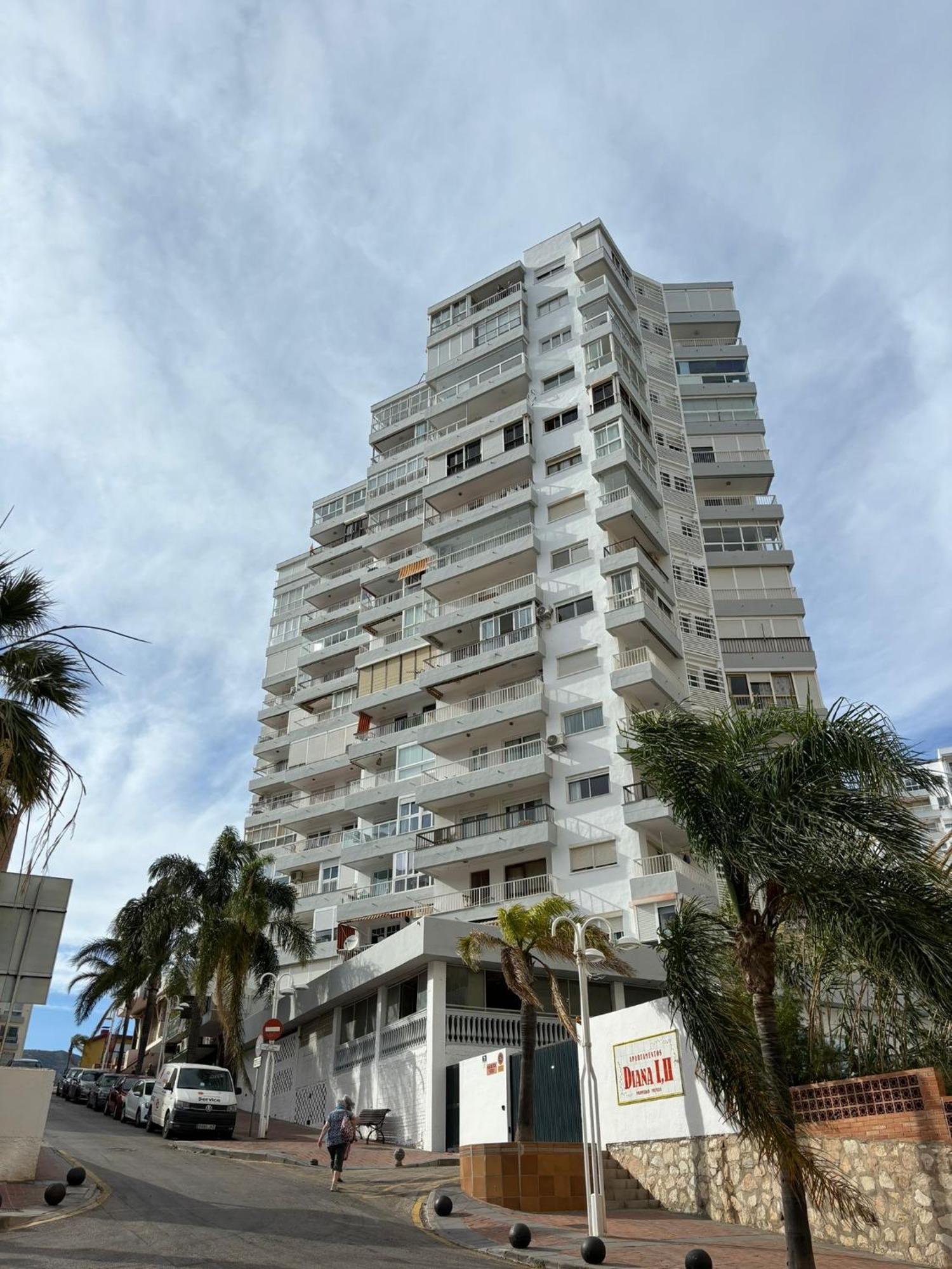 דירות בנאלמדנה Diana Sea View מראה חיצוני תמונה